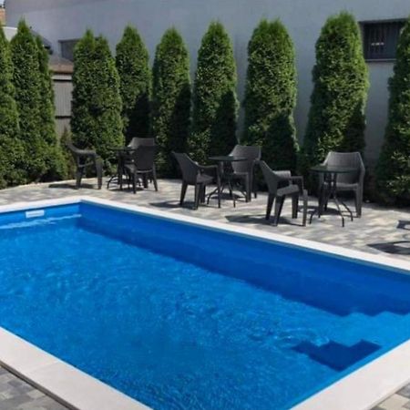 Hotel Brill Orosháza Екстериор снимка