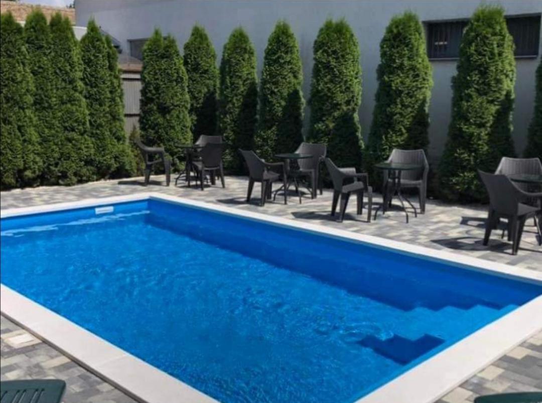 Hotel Brill Orosháza Екстериор снимка