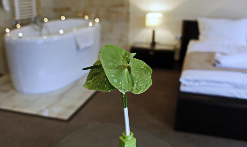 Hotel Brill Orosháza Екстериор снимка